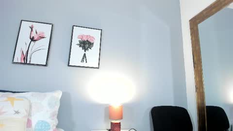Snapshot of miaa_z chatting on 06-23-26, 12:36 Miaa online show from 06-23-26, 12:36