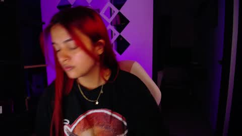 Snapshot of miaaa_mo chatting on 12-02-24, 04:42 Ma online show from 12-02-24, 04:42