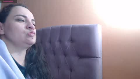 Snapshot of miaabrownn chatting on 01-05-25, 06:13 MIA online show from 01-05-25, 06:13