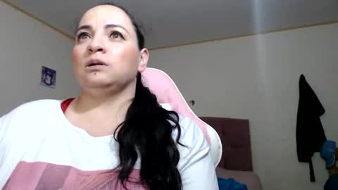 Snapshot of miaabrownn chatting on 09-09-25, 09:47 MIA online show from 09-09-25, 09:47