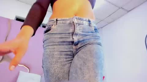 Snapshot of miaacarterss chatting on 06-27-26, 04:50 miaacarterss online show from 06-27-26, 04:50