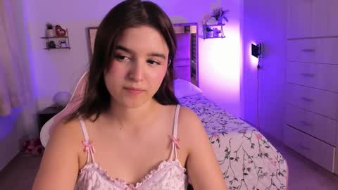 Mia  online show from 03-27-26, 07:57