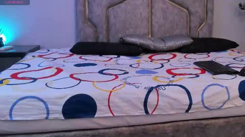 Snapshot of miaakittyy chatting on 07-11-26, 11:35 miaakittyy online show from 07-11-26, 11:35