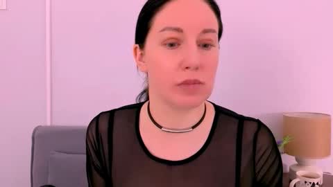 Snapshot of miaalluring chatting on 04-29-26, 06:03 Mia online show from 04-29-26, 06:03