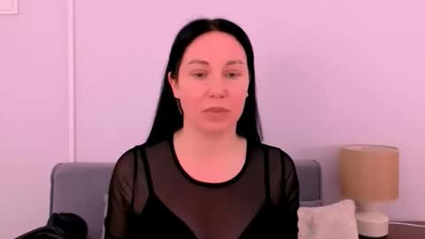 Snapshot of miaalluring chatting on 05-05-26, 03:53 Mia online show from 05-05-26, 03:53