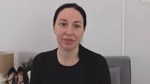 Snapshot of miaalluring chatting on 05-22-26, 03:28 Mia online show from 05-22-26, 03:28