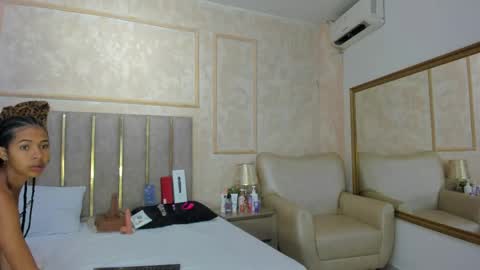 Miaasummer online show from 05-06-26, 11:26