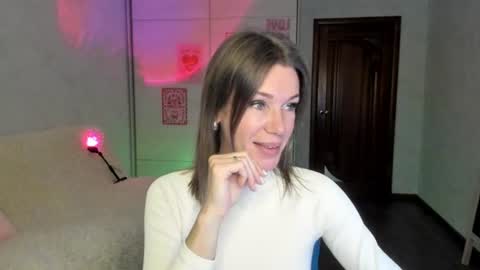 Snapshot of miababy14 chatting on 07-14-26, 04:17 Mia online show from 07-14-26, 04:17
