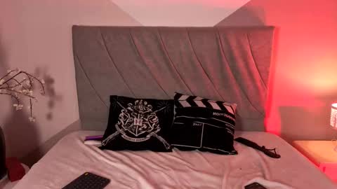 Snapshot of miablack_k chatting on 10-10-25, 09:47 miablack_k online show from 10-10-25, 09:47