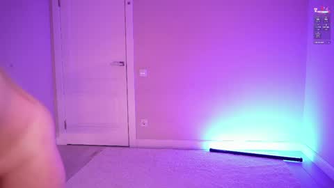 miablueye online show from 04-07-26, 04:51