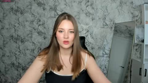 Mia online show from 05-09-26, 11:04