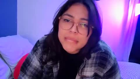 Snapshot of miacanela_xo chatting on 02-19-26, 01:45 Mia online show from 02-19-26, 01:45