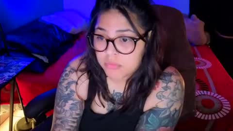 Snapshot of miacanela_xo chatting on 06-20-26, 03:09 Mia online show from 06-20-26, 03:09