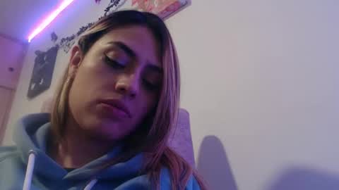 Miia  online show from 11-30-25, 03:43