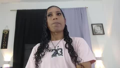 MiaCoock online show from 11-10-25, 01:10