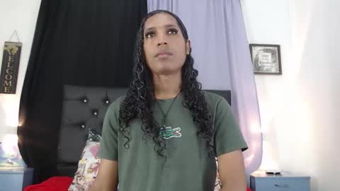 MiaCoock online show from 11-14-25, 05:00