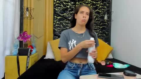 MiaCours online show from 03-16-26, 07:07