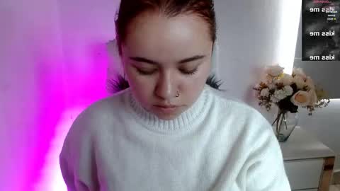 Snapshot of miad_amour chatting on 09-22-25, 03:03 MiaDamour online show from 09-22-25, 03:03