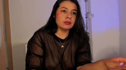 Snapshot of miadanielss chatting on 05-25-26, 12:55 IG Yojanagomez online show from 05-25-26, 12:55