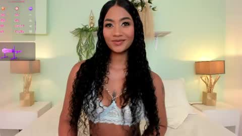 Snapshot of miaebony_ chatting on 05-05-26, 08:28 Call me Mia online show from 05-05-26, 08:28