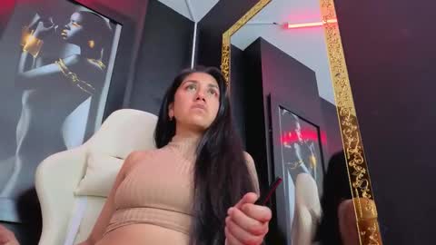 Mia Carter  Schedule 800 - 1430 gtm-5 online show from 12-22-25, 03:47