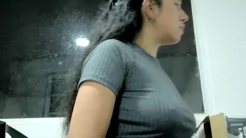 Snapshot of miafix chatting on 06-24-26, 04:55 Mia Carter Schedule 800 - 1430 gtm-5 online show from 06-24-26, 04:55