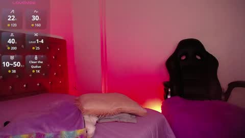 mia online show from 04-17-26, 03:09