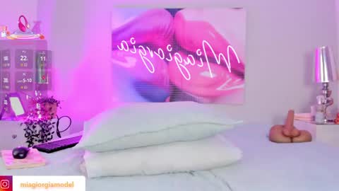 Snapshot of miagiorgia chatting on 04-17-26, 03:48 Mia online show from 04-17-26, 03:48