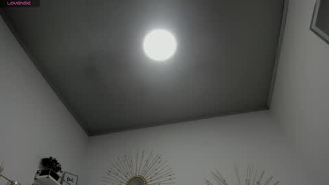 Miah Collins online show from 10-30-25, 11:33