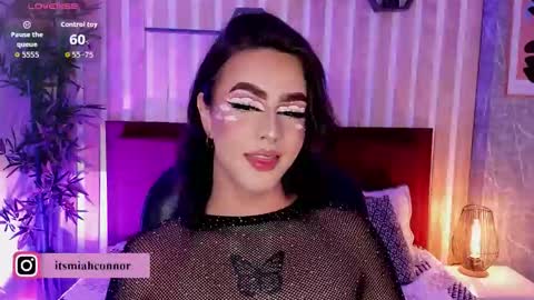 Mia Connor online show from 11-11-25, 07:47