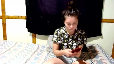 Mia  Sam online show from 11-22-25, 03:22