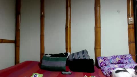 Snapshot of miahells chatting on 04-19-26, 07:49 Mia Sam online show from 04-19-26, 07:49