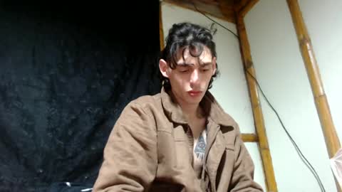 Snapshot of miahells chatting on 04-21-26, 01:53 Mia Sam online show from 04-21-26, 01:53