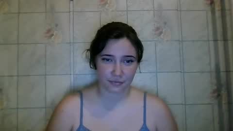 Mia online show from 06-25-26, 02:54