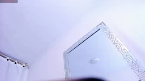 miajhonsonx online show from 04-15-26, 07:58