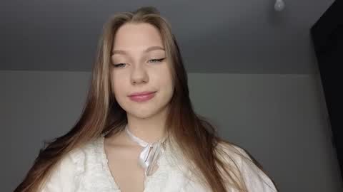 milanaaaa online show from 02-25-25, 09:24