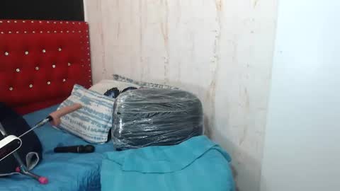 miakimky online show from 11-22-25, 04:33