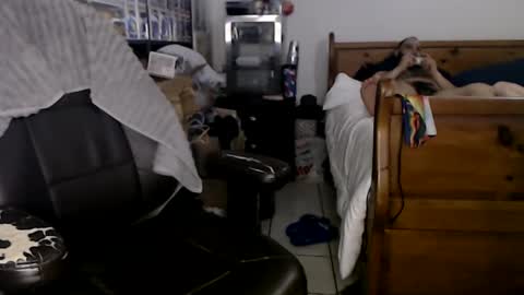 Snapshot of miaking chatting on 01-13-25, 06:06 Mark online show from 01-13-25, 06:06