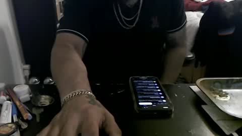 Mark online show from 11-18-25, 02:39