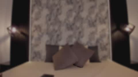 Snapshot of mialarouse chatting on 02-18-26, 07:54 Mia Larouse online show from 02-18-26, 07:54