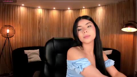 Snapshot of mialaurence_ chatting on 07-01-26, 07:24 Call me Mia online show from 07-01-26, 07:24
