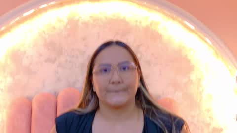 Mia online show from 02-21-26, 03:18