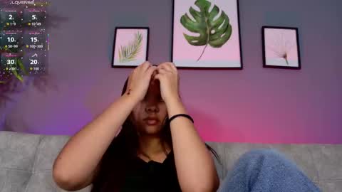 Mia online show from 02-16-26, 01:18