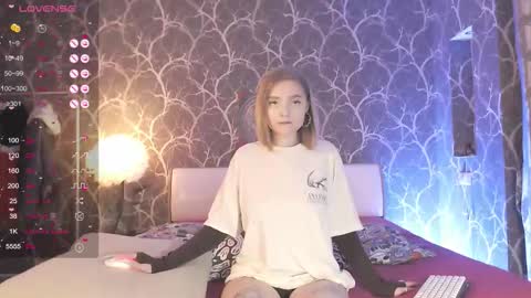 Mia online show from 02-14-26, 02:25