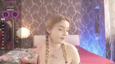 Mia online show from 03-12-26, 01:17