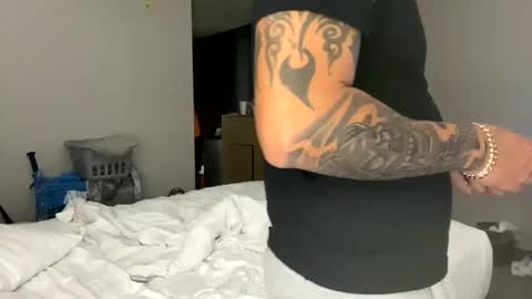 miamiclos1 online show from 01-12-25, 12:12