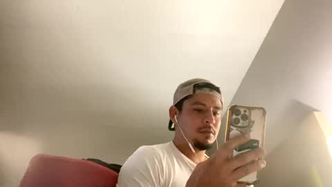 miamiclos1 online show from 01-26-25, 08:03