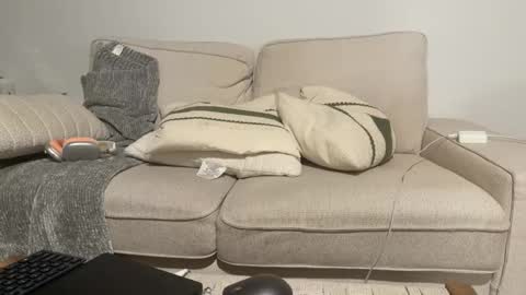 Snapshot of miamifit chatting on 12-23-25, 07:28 miamifit online show from 12-23-25, 07:28