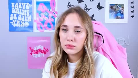 Snapshot of miamilas chatting on 12-30-24, 12:42 miamilas online show from 12-30-24, 12:42