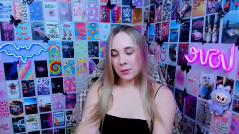 Snapshot of miamilas chatting on 02-25-26, 04:16 miamilas online show from 02-25-26, 04:16